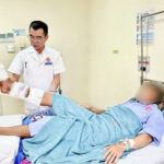 Nối thành công cẳng chân gần đứt rời cho người bệnh